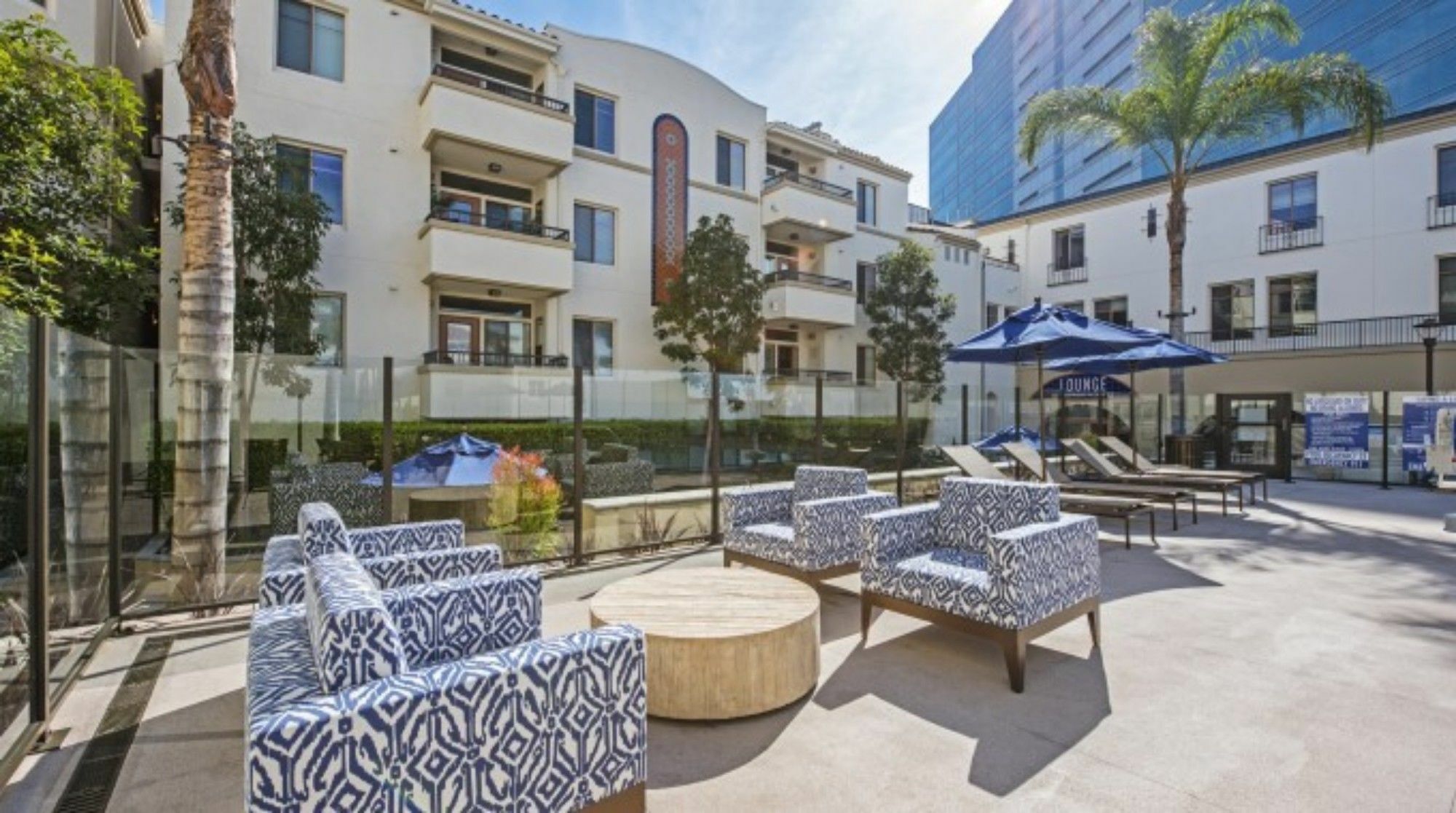 Global Luxury Suites At Tiverton Ave Los Angeles Eksteriør bilde